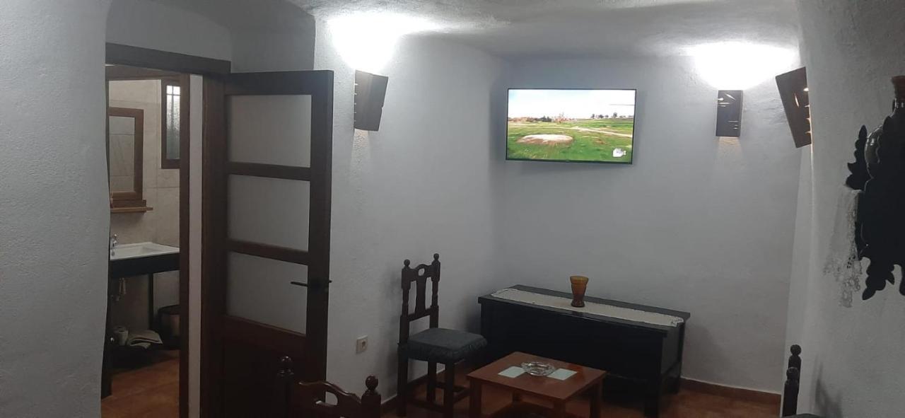 Casa Cueva El Almendro Country house